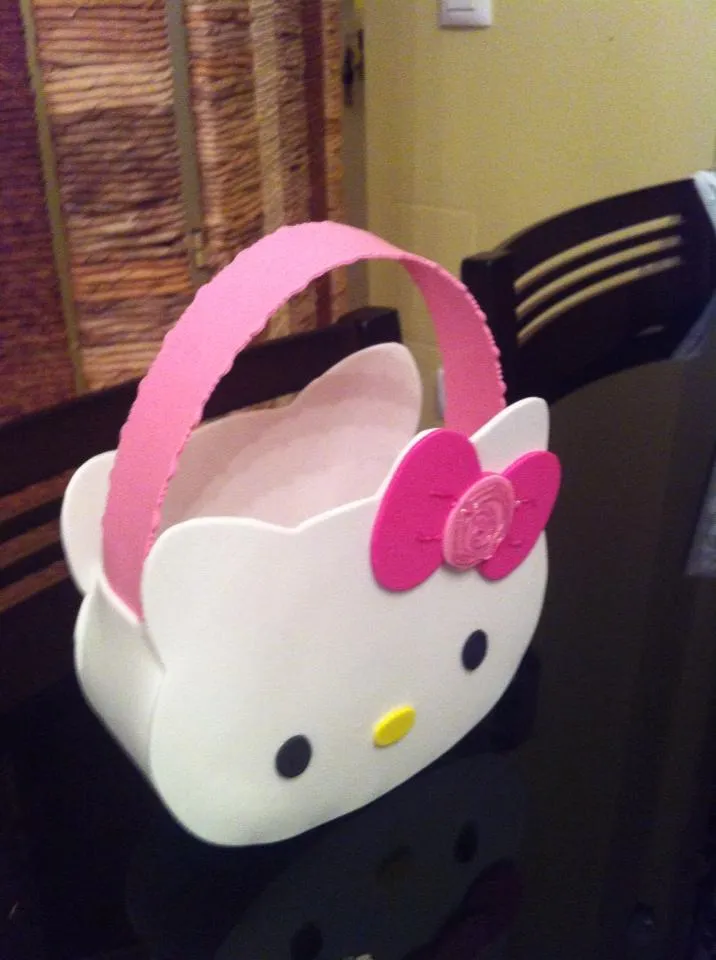 Mis cositas de goma eva: Dulcero Hello Kitty Mis cositas de goma eva: Dulcero Hello Kitty