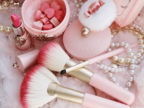 Cosmetica de Olga: 9 cosas de color rosa.