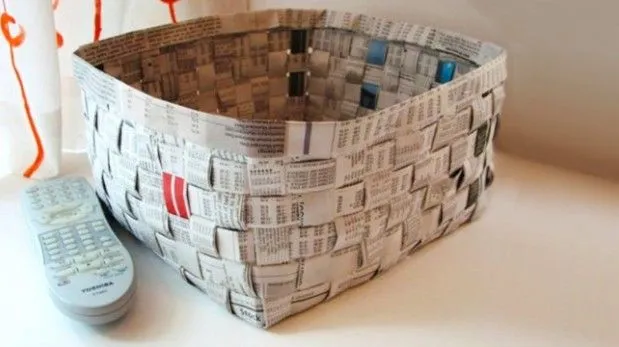 Crea tus propias canastas con periódicos reciclados | Ideas y ...