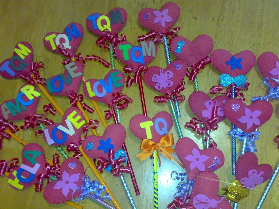 CREACIONES LUZMA: Lapicitos decorados con corazones de fomi ... CREACIONES LUZMA: Lapicitos decorados con corazones de fomi ...