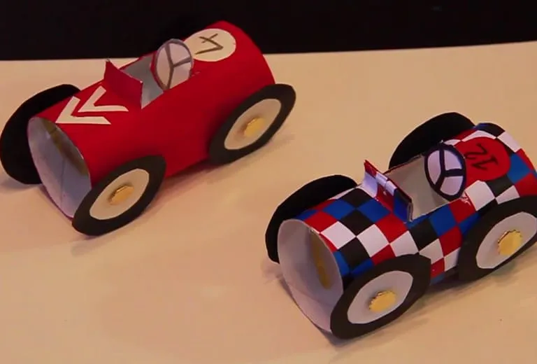 Cómo crear un coche de carreras con materiales reciclados - Fundación MAPFRE