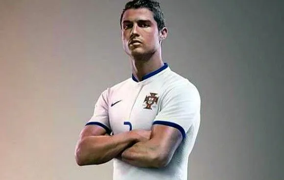 Cristiano luce nueva camiseta de Portugal para Brasil 2014 ...