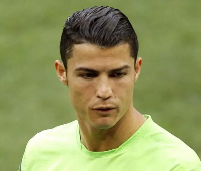 Cristiano Ronaldo y sus cortes de pelo | Moda fútbol 2015 ...