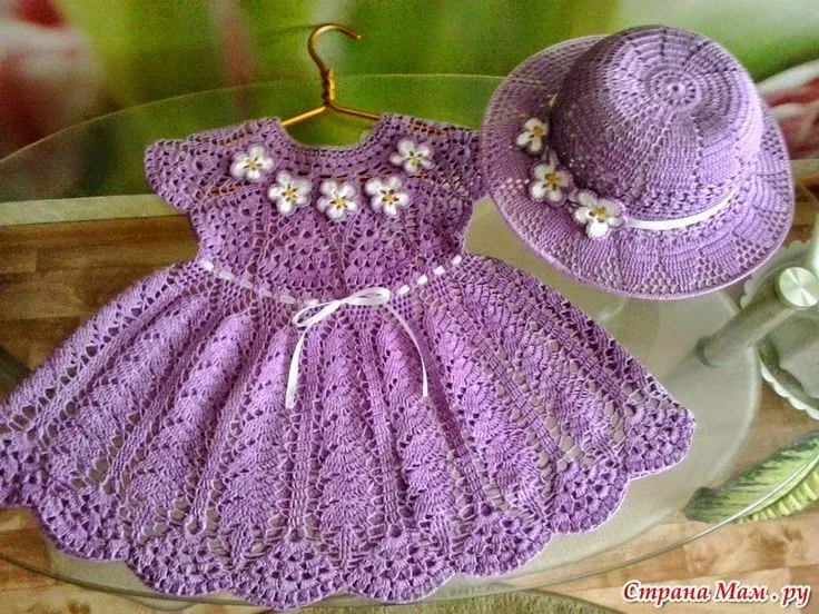 Crochet y dos agujas: Encantador conjunto de vestido y sombrero ...