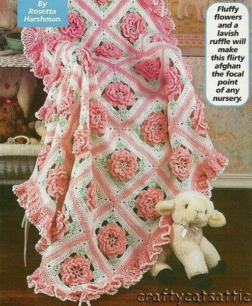Todo crochet: Bellísima mantilla para bebé con motivos florales ...