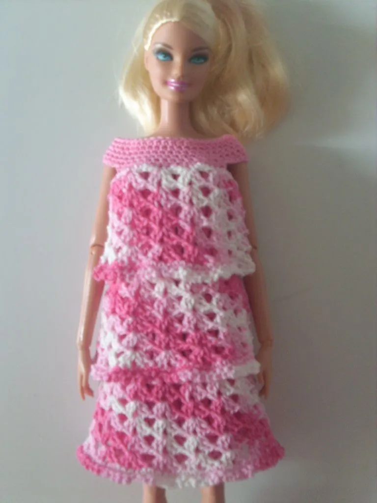 Crochet for Barbie (the belly button body type)