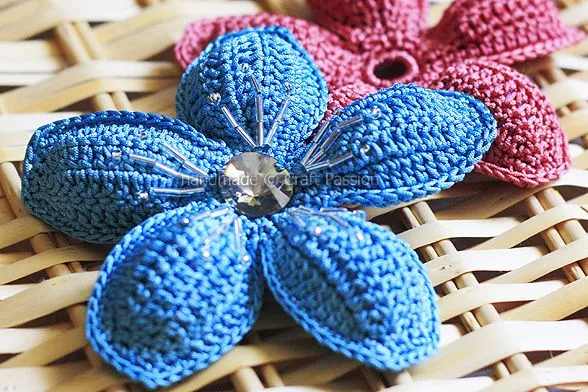 Crochet Pattern: 5-Petal Flower | Free Pattern & Tutorial at ... Crochet Pattern: 5-Petal Flower | Free Pattern & Tutorial at ...