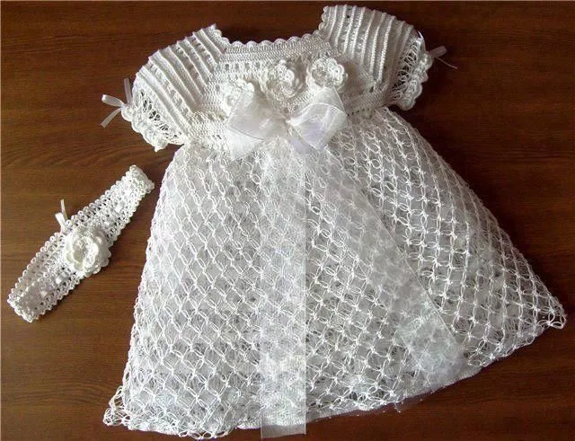 TRICO y CROCHET-madona-mía: VESTIDOS a crochet para bebes con ...