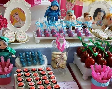 Decoración de princesas para cumpleaños en casa - Imagui