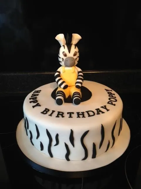 Cumpleaños Zou on Pinterest | Zebras, Zebra Cakes and Zebra Birthday
