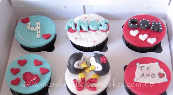 cupcake aniversario - Pesquisa Google | Fofos | Pinterest