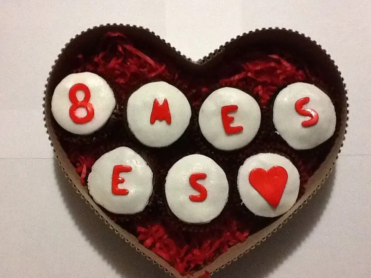 Cupcakes de aniversario | greats ideas and grafts to love | Pinterest