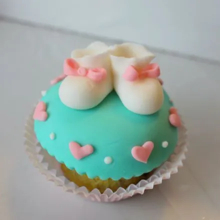 cupcakes baby shower - Buscar con Google | pasteles | Pinterest ...