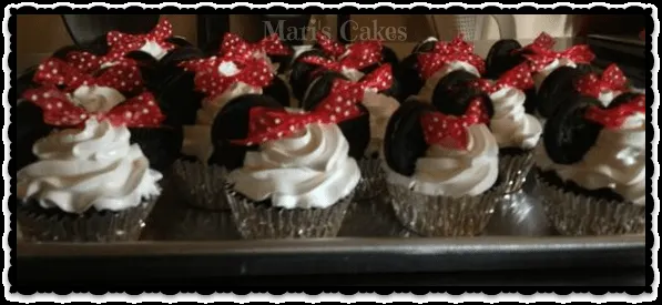 Cupcakes de Chocolate en forma de Minnie Mouse | Mari's Cakes