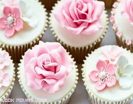 Cupcakes románticos para tu boda