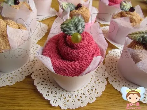 Cute Towel Cupcakes/ Cupcakes de toalla - YouTube