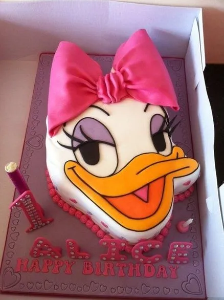 Daisy Duck Cake on Pinterest | Donald Duck Cake, Goofy Cake and ...