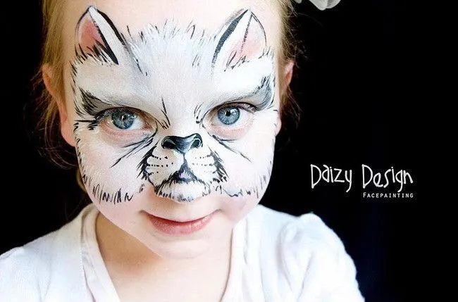 Daizy, una artista que pinta las caras de los niños de manera ...