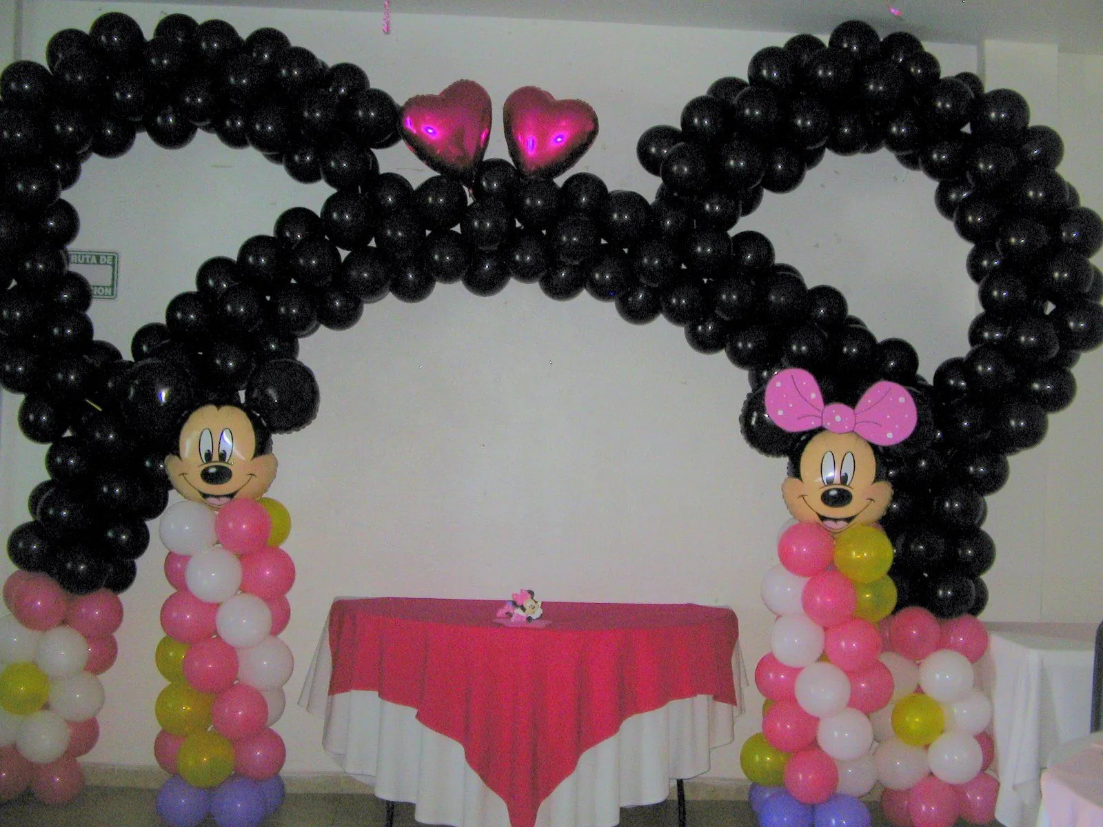 Decoracion Con Globos De Salon De Minnie Mouse Wallpapers | Real ...