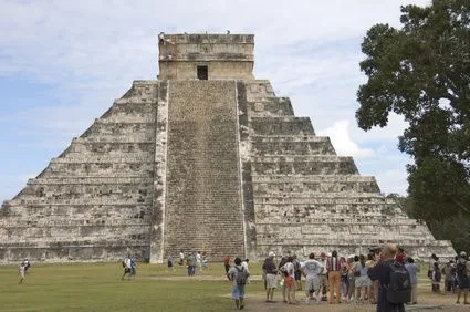 Datos sobre las pirámides mayas | eHow en Español