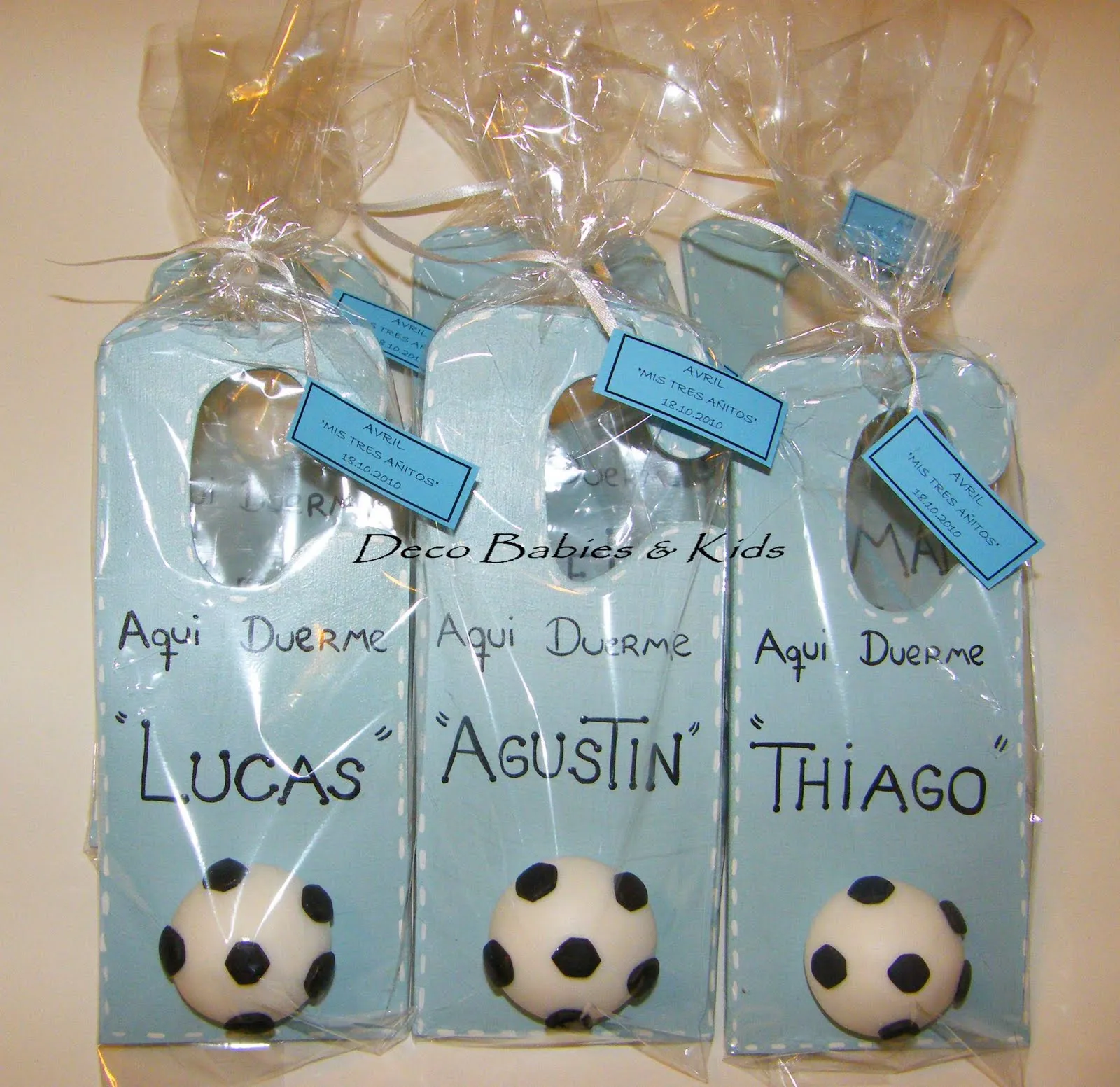 Deco Babies & Kids: Carteles para picaportes pelotas de fútbol Deco Babies & Kids: Carteles para picaportes pelotas de fútbol