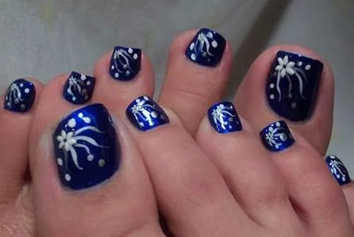 Decora tus uñas de los pies con estilos 2015 - esBelleza.com