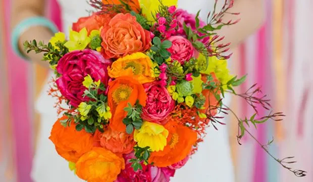 Decoración de bodas en colores brillantes : Fiancee Bodas