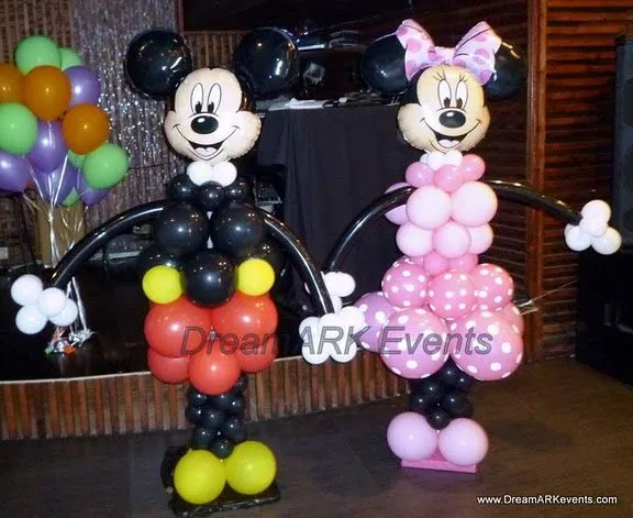 Decoración con globos Mickey bebé - Imagui