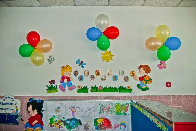 Mi Niño Andrés Bello: Decoración de Carteleras y Puertas