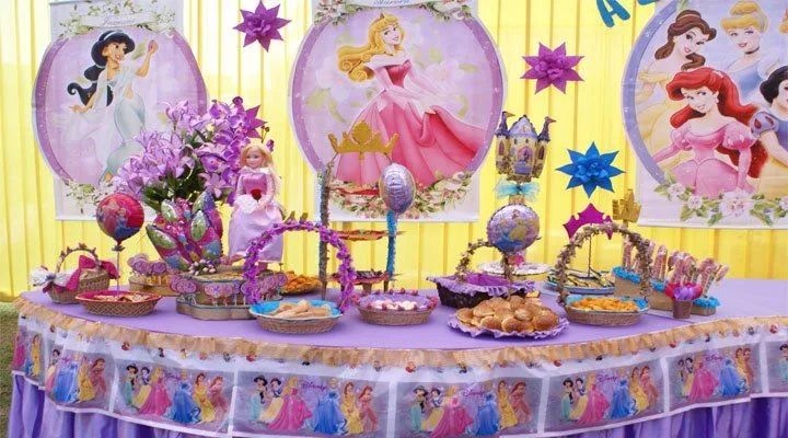 Decoracion de la fiesta de princesas Disney by Artematico on ...