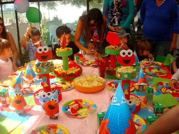 Decoración de fiestas infantiles al estilo elmo bebé - Imagui
