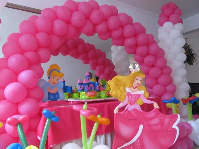 Decoraciónes de princesas en globos - Imagui