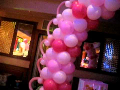 decoracion con globlos bautizo de niÑa - YouTube