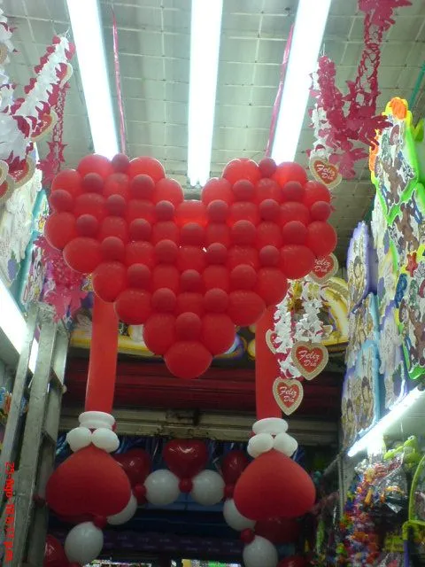 Decoración en globos para amor y amistad - Imagui