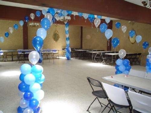 Arreglos de salón con globos para bautizo - Imagui