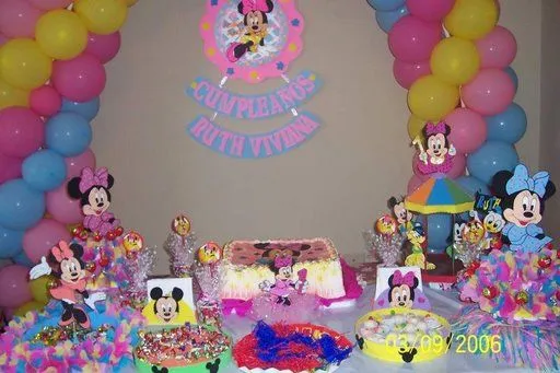 Decoraciónes de fiestas infantiles de Minnie bebé - Imagui
