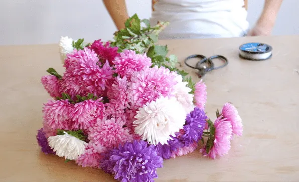 la decoración de mis mesas: Como hacer una guirnalda de flores ...