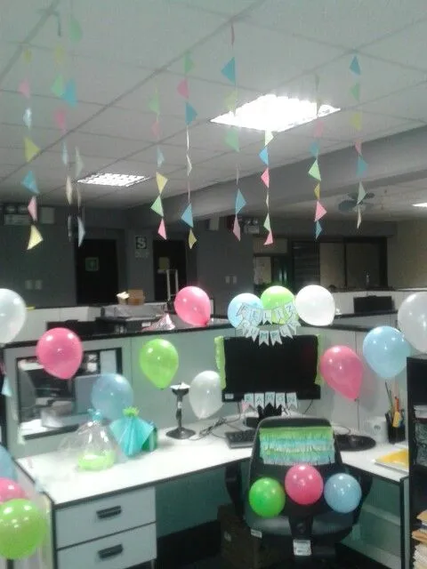 Decoracion de oficina cumpleaños on Pinterest | Neon Birthday ...