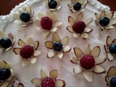 Como decorar un pastel - YouTube