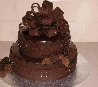 Decoración de torta de chocolate - Imagui