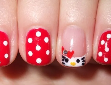 Modelos de uñas de Hello Kitty para los pies - Imagui