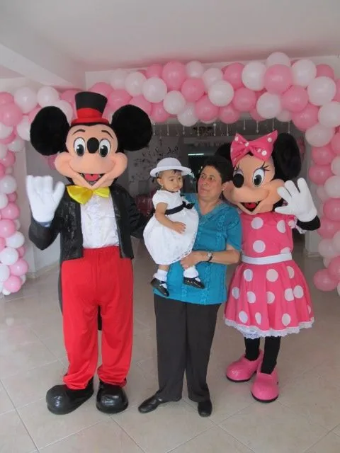 Decoraciónes para fiesta de Minnie y Mickey - Imagui