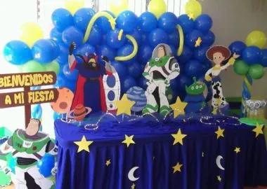 Decoración de fiesta de cumpleaños de toy story - Imagui
