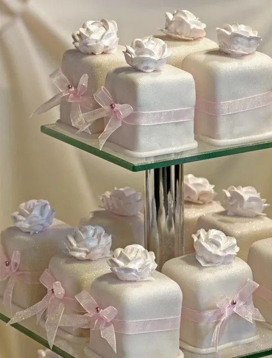 Delicioso Cupcakes Boda Fondant ♥ Wedding Cake Mini #798235 ...