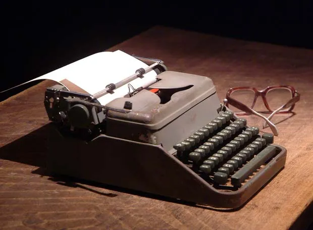 Descanse En Paz, máquina de escribir | Cubadebate