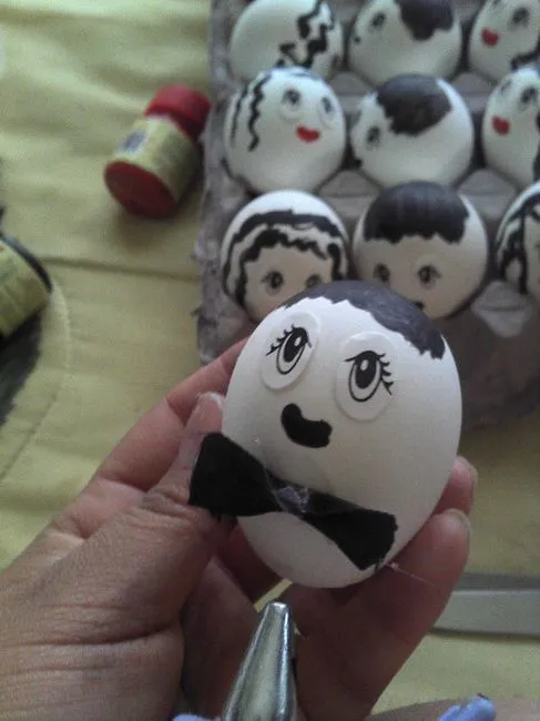 Detalle de huevos decorados para pajes o niños - Foro Manualidades ...