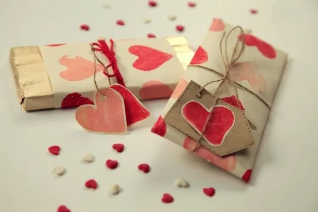 DIY papel de regalo especial San Valentín | Rueproducciones -Foto ...