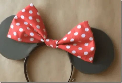 hacer Diadema de Minnie Mouse con lazo y orejas | Trato o truco