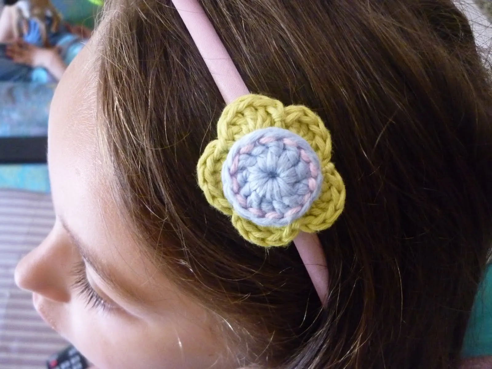 Diademas fashion para niña. | El gancho es nuestro amo.... Diademas fashion para niña. | El gancho es nuestro amo....