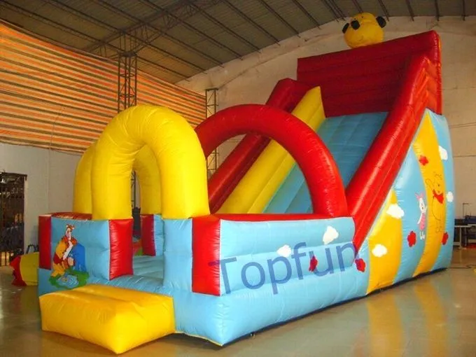 Una diapositiva inflable amplia de Slideway winnie pooh, juguetes ...